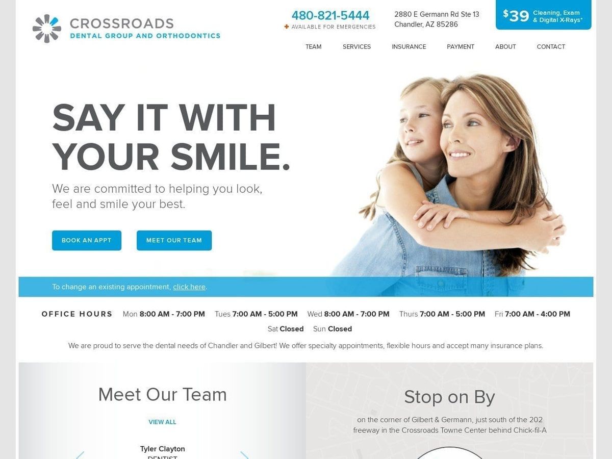 Crossroads Dental Group and Orthodontics Website Screenshot from chandlercrossroadsdental.com