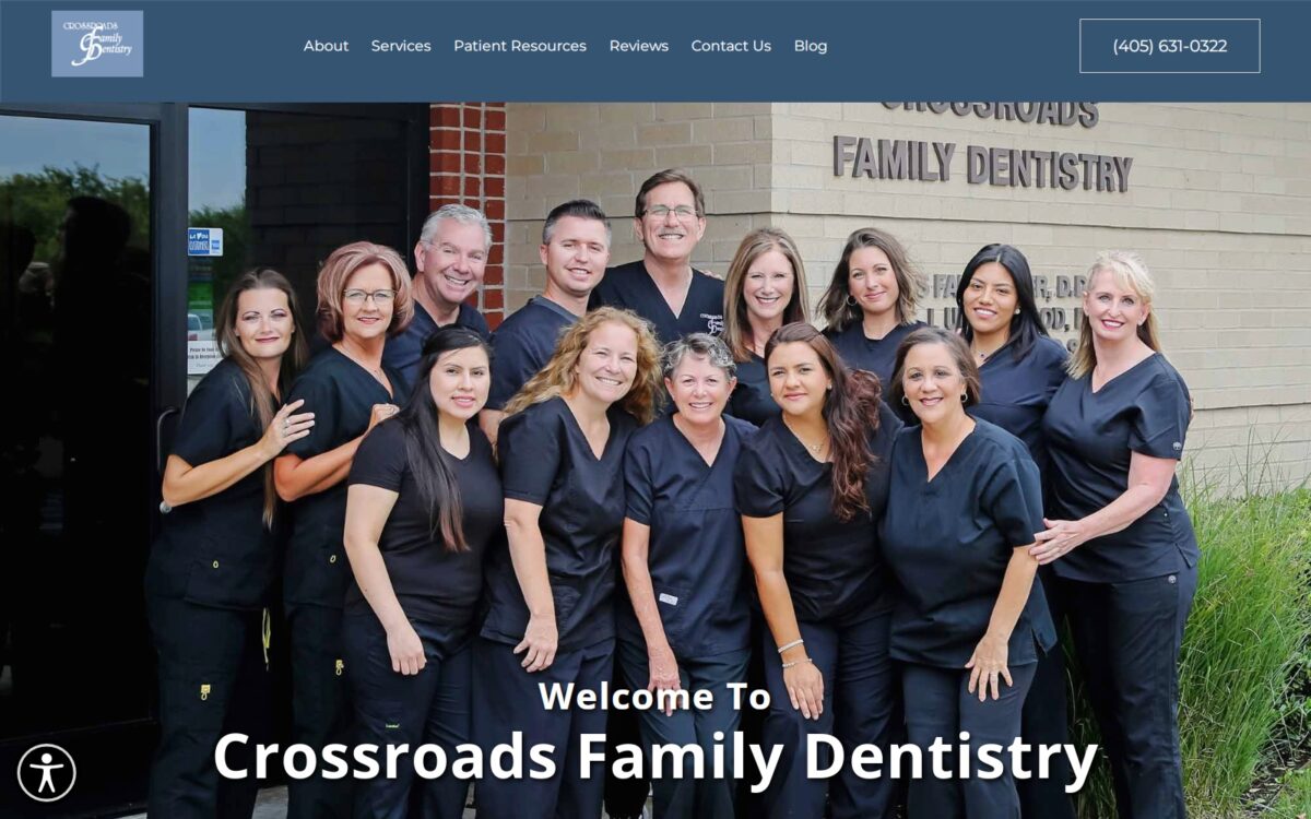 crossroadsfamilydentistry.com screenshot