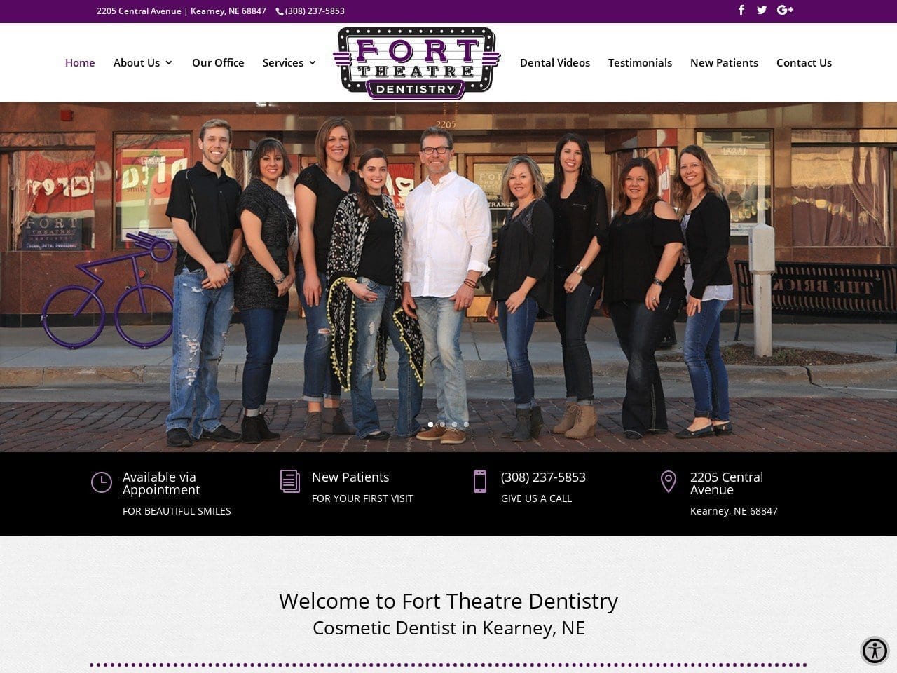 Fort Theatre Dentistry Website Screenshot from fabulousfangs.com