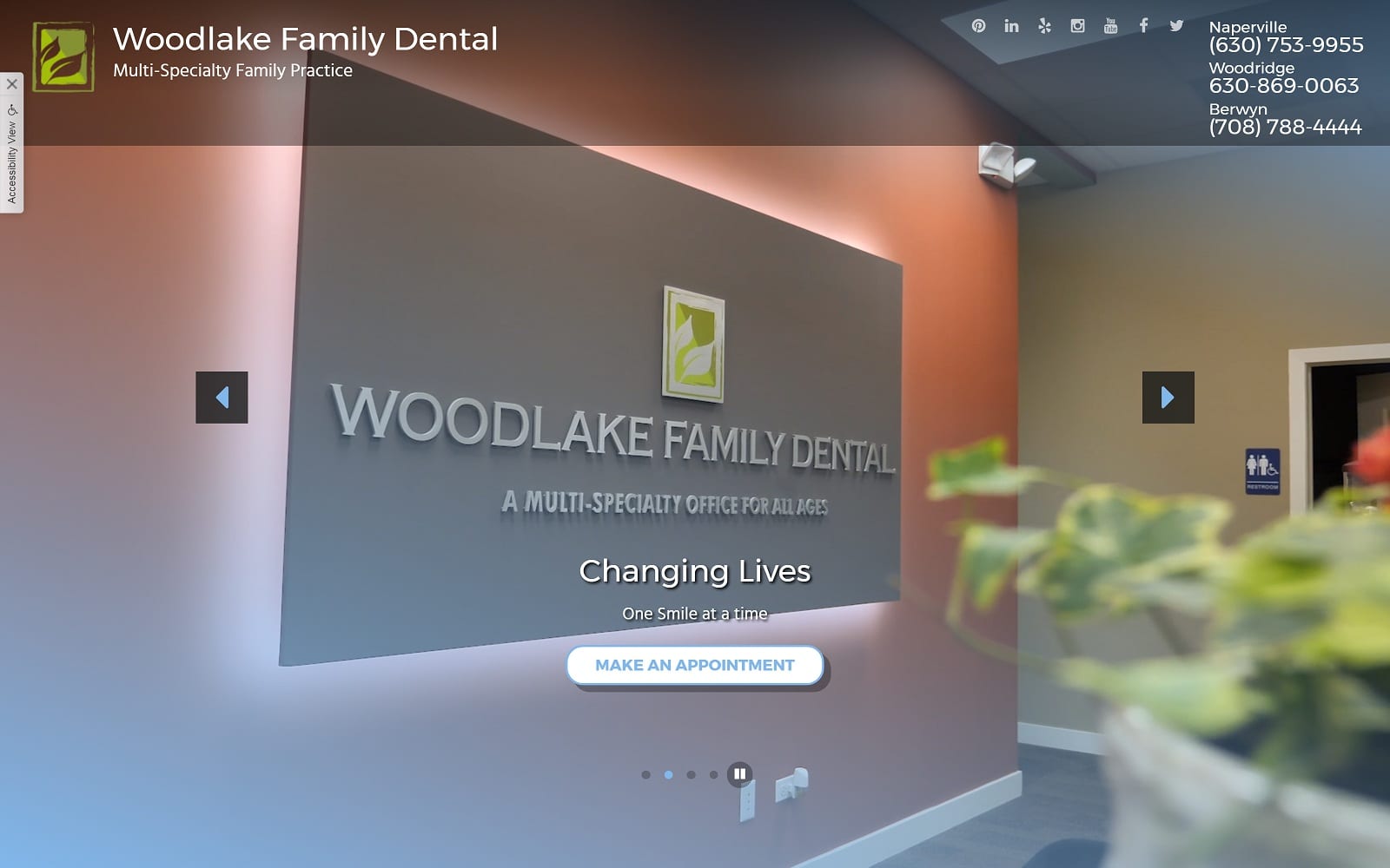 The screenshot of woodlake family dental woodlakefamilydental. Com website