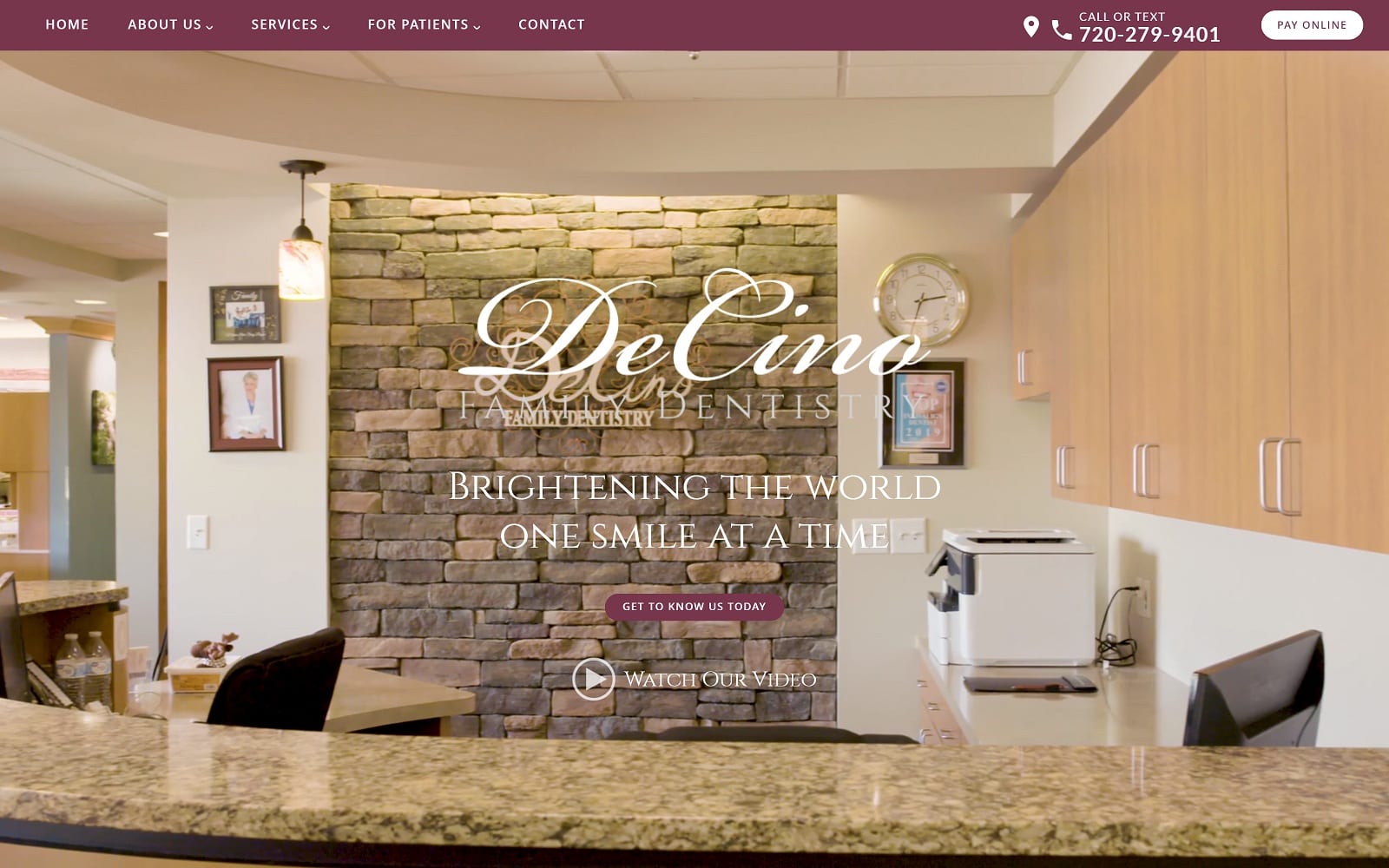 The screenshot of decino family dentistry decinofamilydentistry. Com website