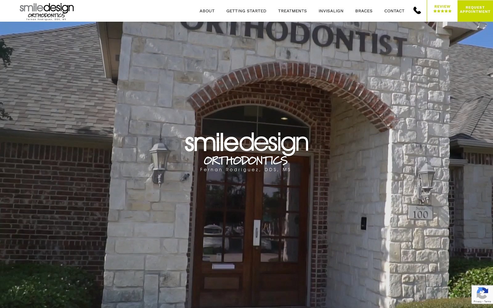 The screenshot of smile design orthodontics smiledesignortho. Com dr. Fernan rodriguez website