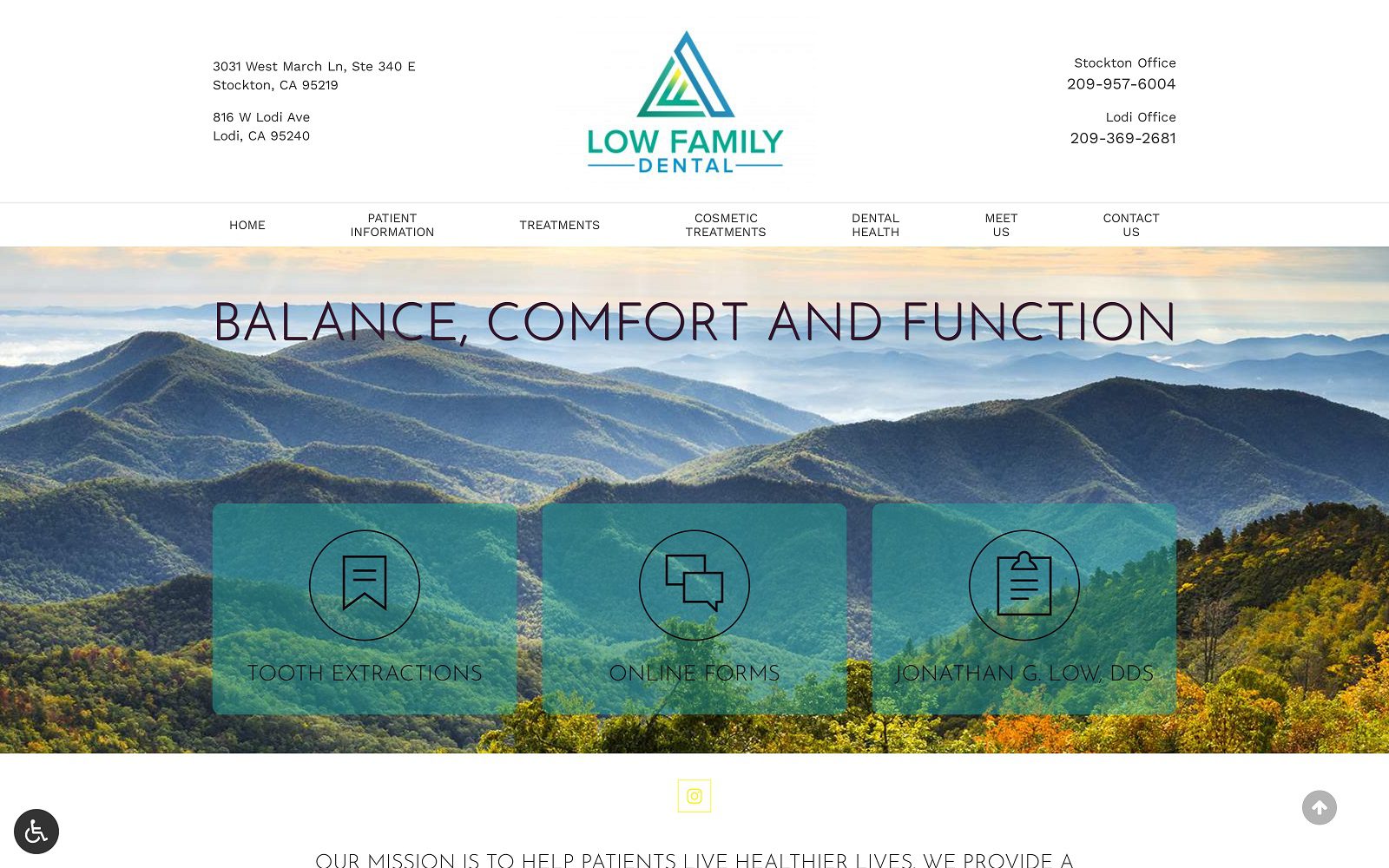 The screenshot of low family dental website