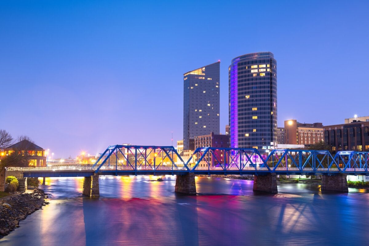 Grand Rapids, Michigan, USA downtown skyline on the Grand River