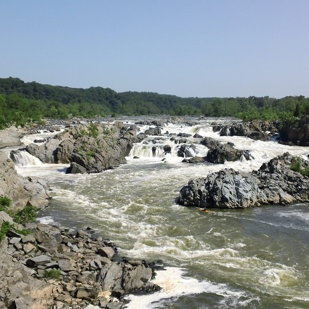Potomac Falls, VA image