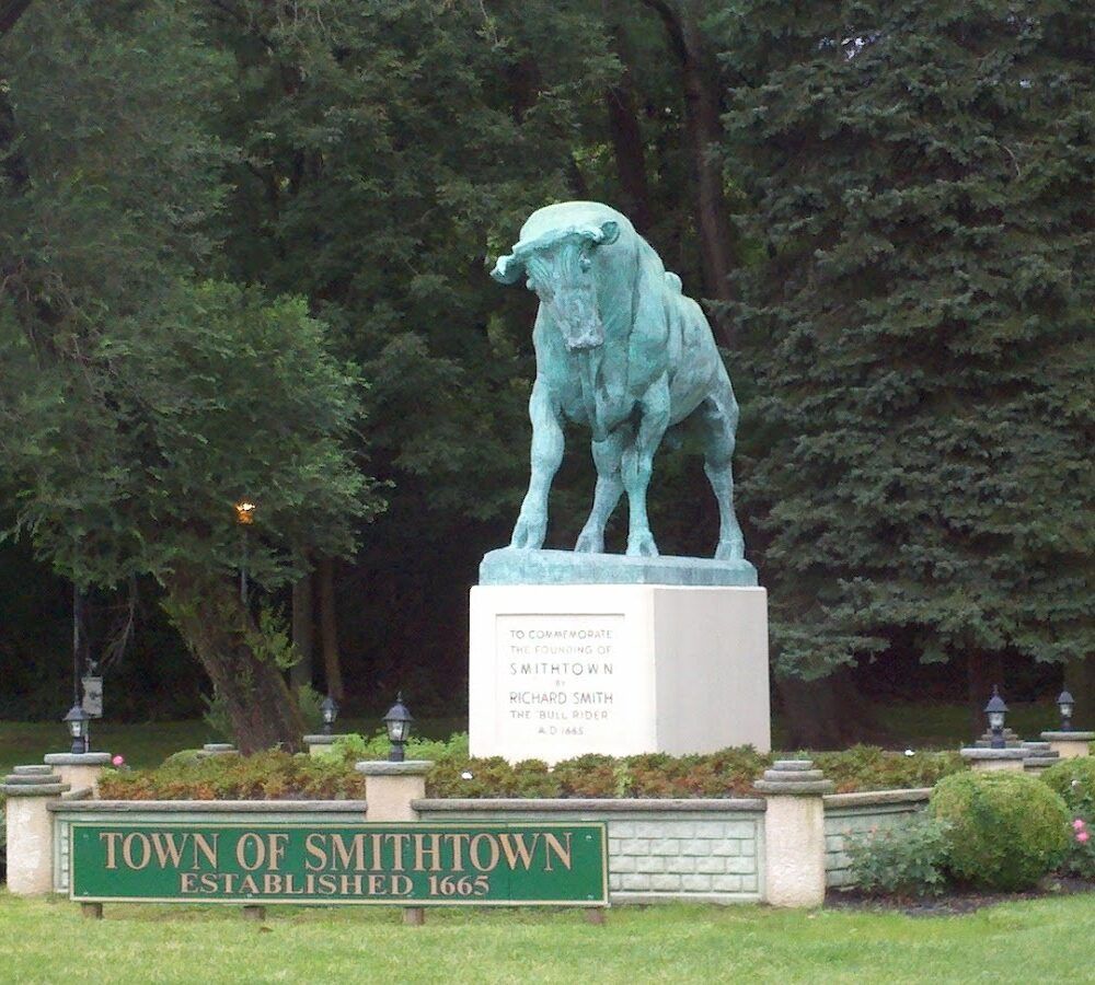 Smithtown, NY image